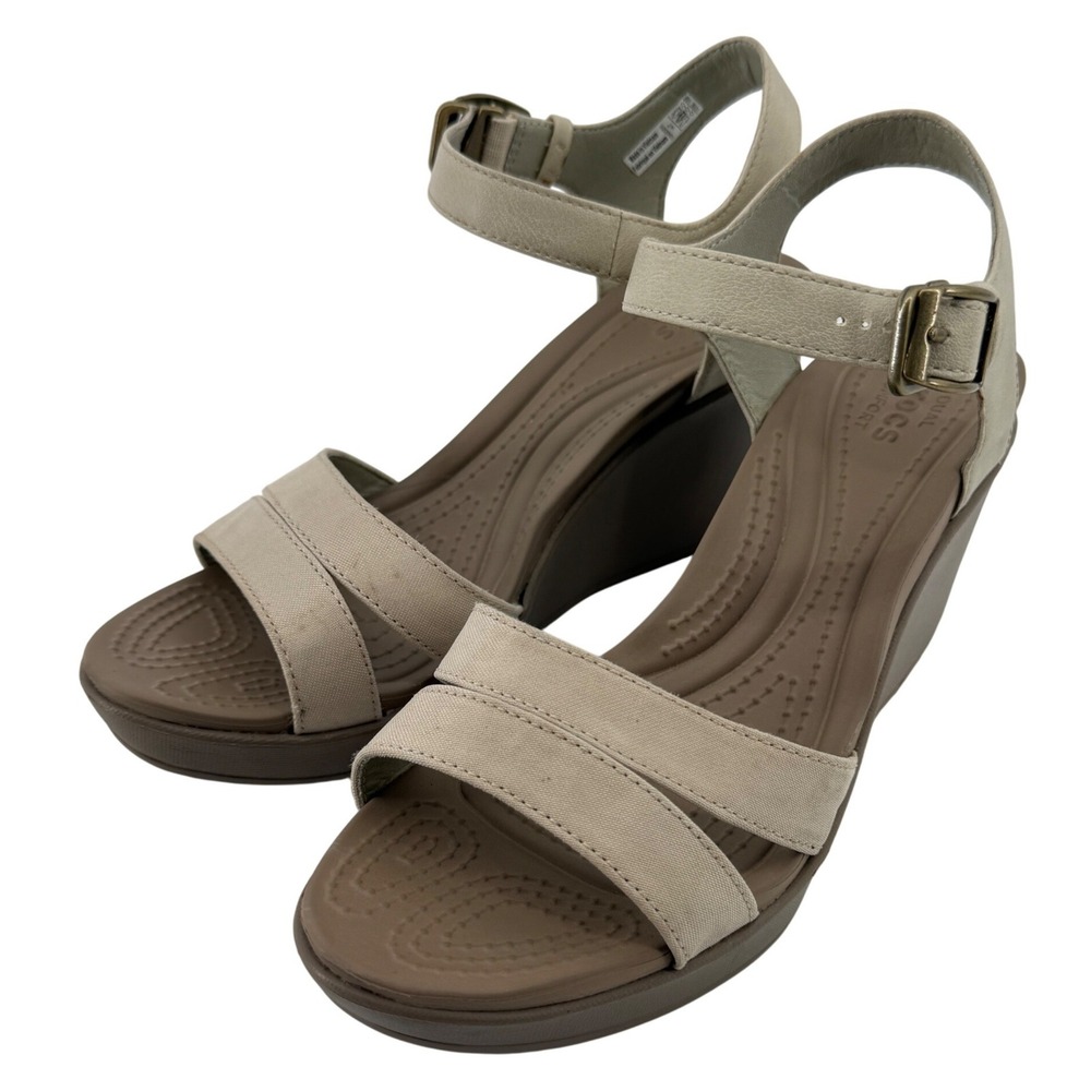 Crocs Leigh II Ankle Strap Wedge Sandal Beige Tan Women 7 Y2K Comfy Beach Vacay